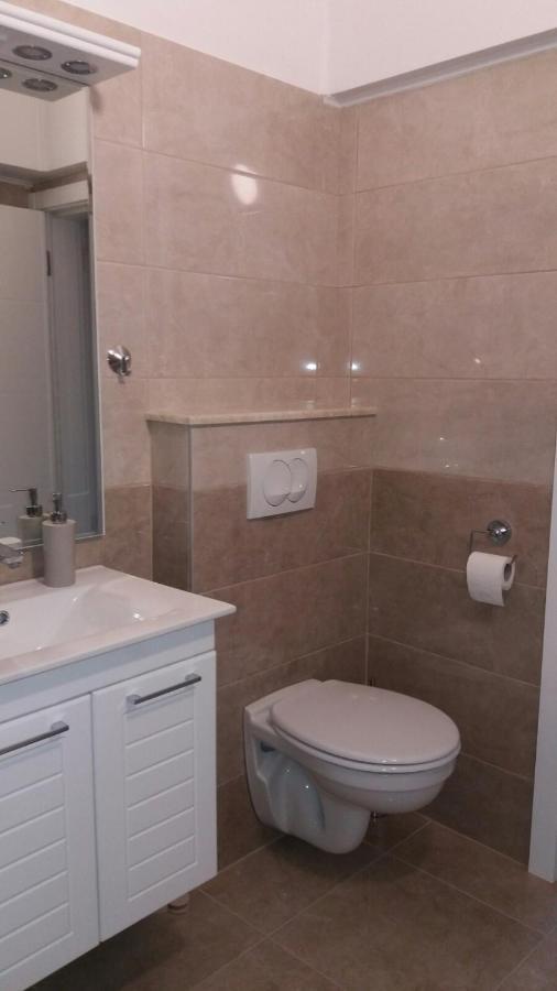 Rita Apartman & Studio Zrenjanin Luaran gambar